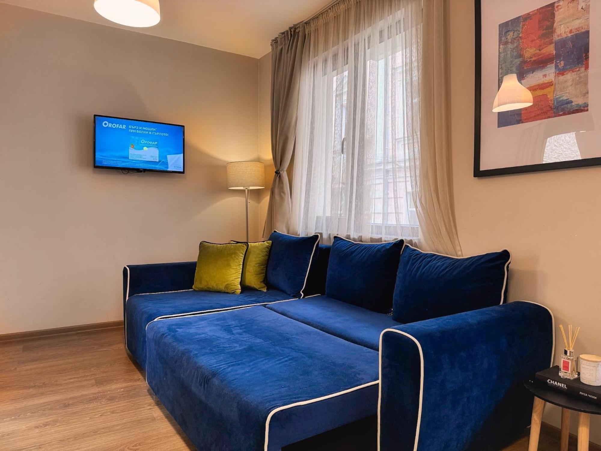 Top Centre Plovdiv Apt. With Parking For 4 Guests Eksteriør bilde