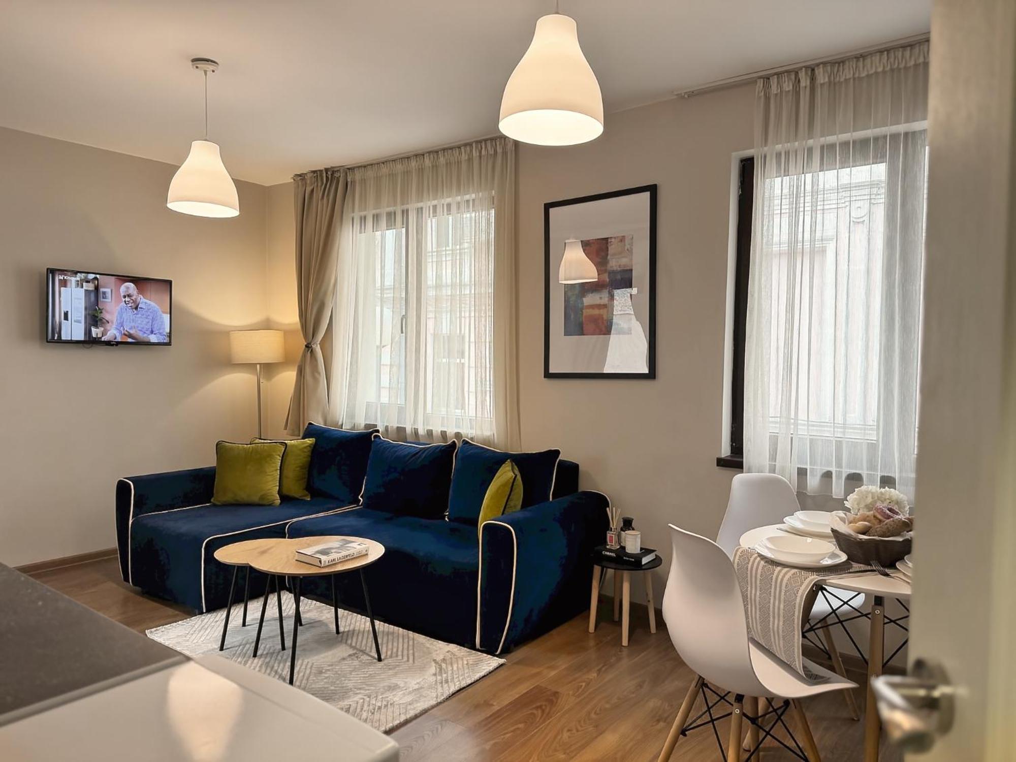 Top Centre Plovdiv Apt. With Parking For 4 Guests Eksteriør bilde