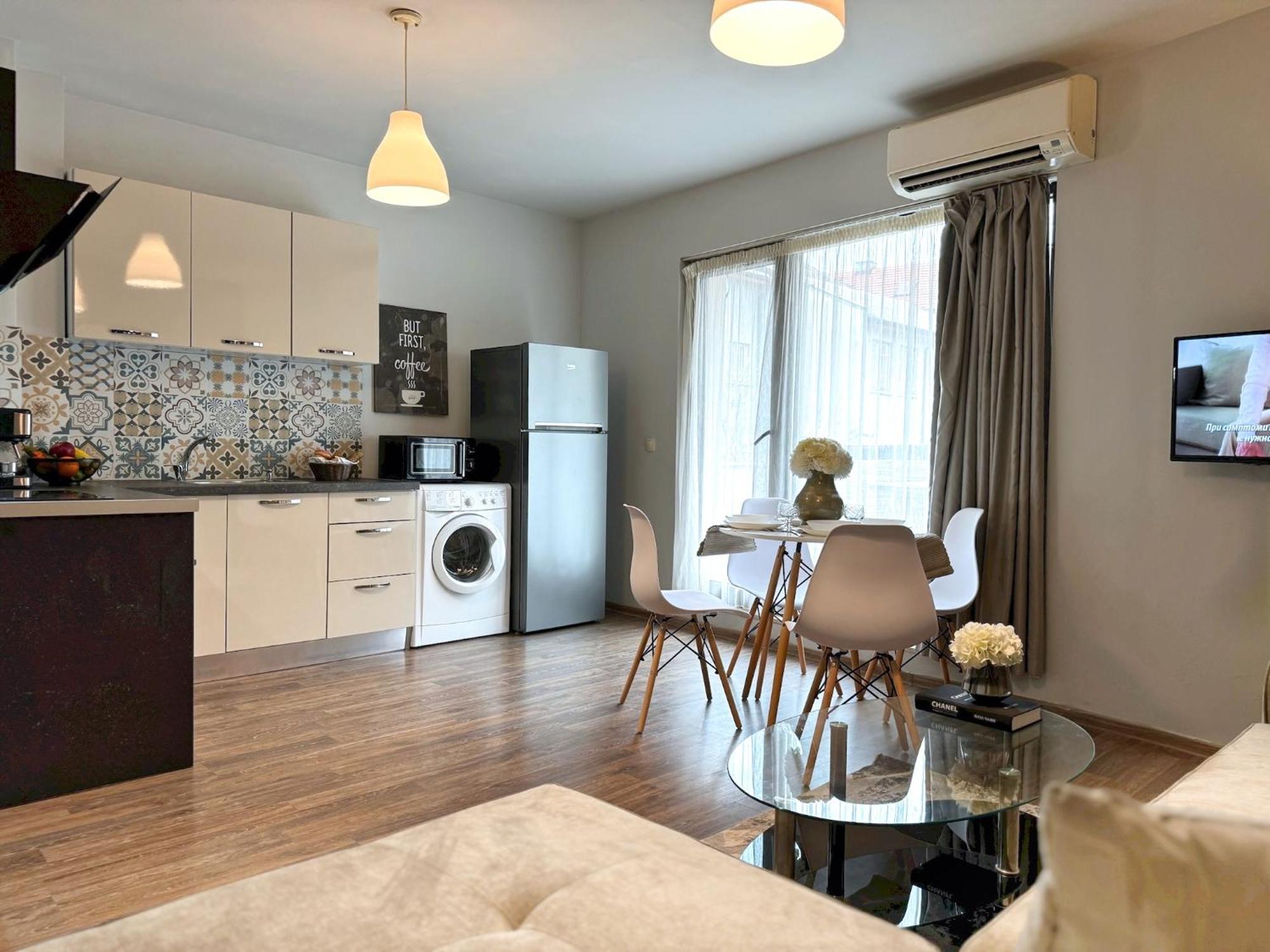 Top Centre Plovdiv Apt. With Parking For 4 Guests Eksteriør bilde