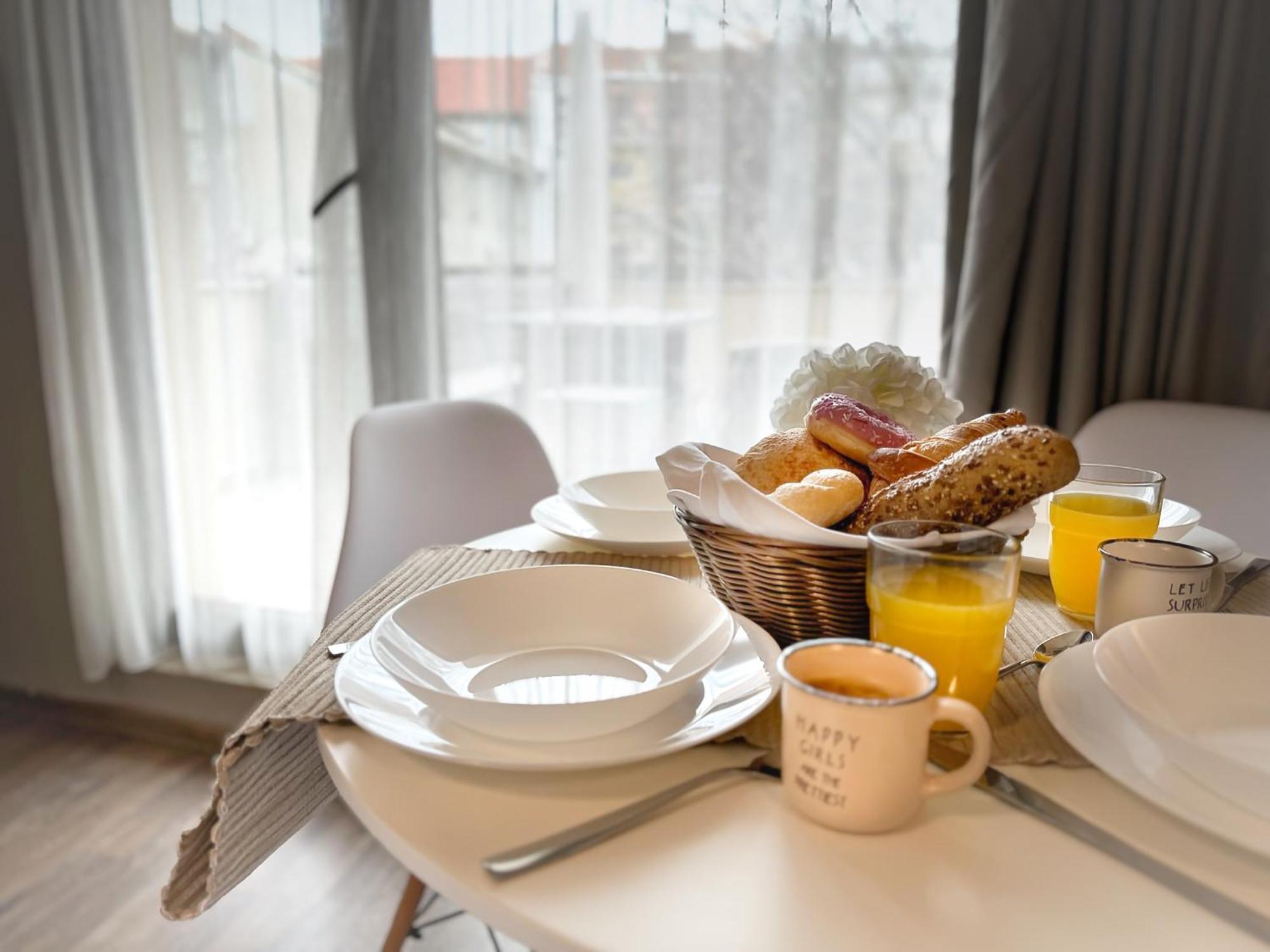 Top Centre Plovdiv Apt. With Parking For 4 Guests Eksteriør bilde